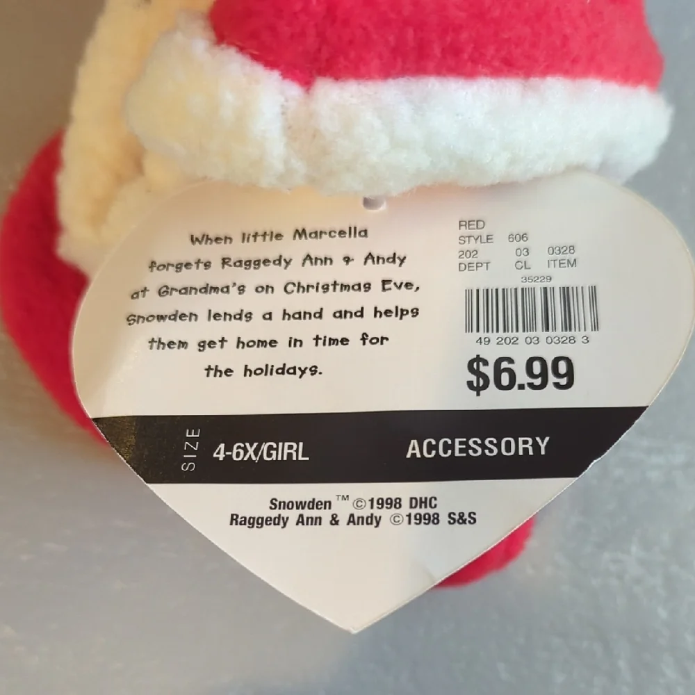 NWT Vintage Raggedy Ann Snowden Winter Hat & Mittens‎ Set size 4-6X